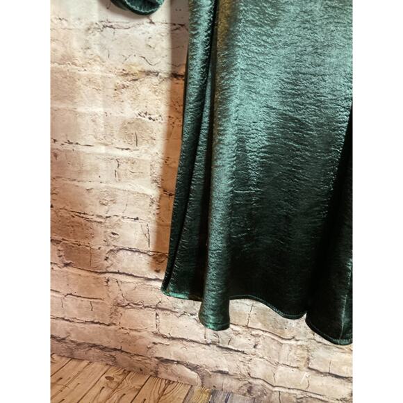 She + Sky Milkmaid Dress Womens Medium Forest Green Satin Dark Romantic Cutout - Picture 9 of 16